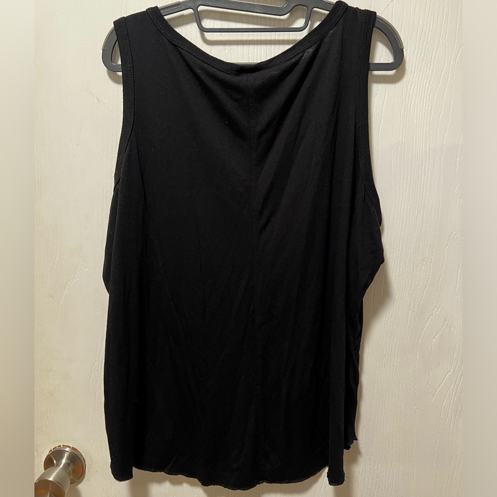 Torrid Tank Top - Picture 3 of 3